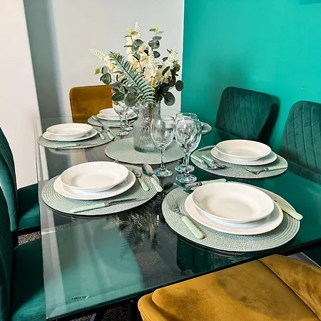 Hambledon House 4br Entire *