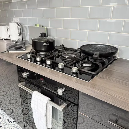 Apartmán Hambledon House 4br Entire