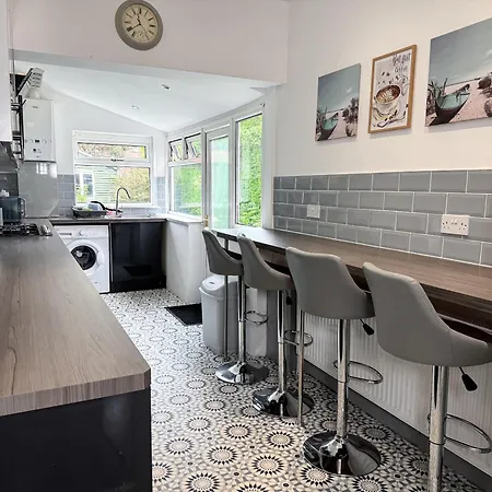 Hambledon House 4br Entire Apartmán