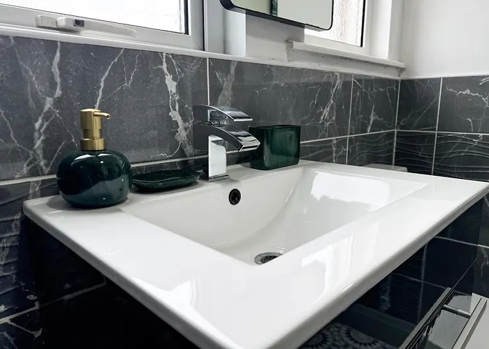 公寓 Hambledon House 4br Entire 米德尔斯伯勒
